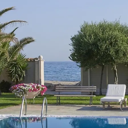 Vilă Luxury 4 Bdrm With Pvt Pool On The Kalivia Thorikou